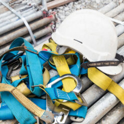 Scaffolding harnesses and safety hat